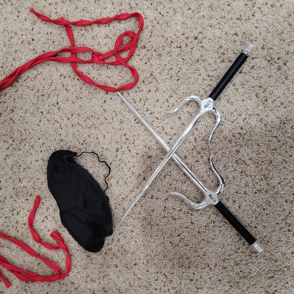 ninja costume - Picture 3 of 3